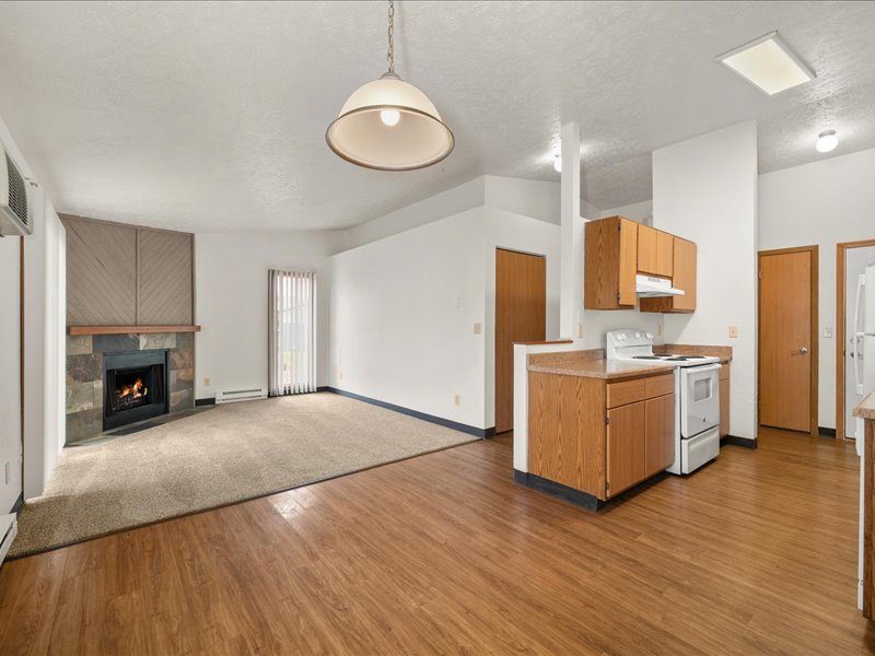 Dining/living/kitchen, unit style 2B